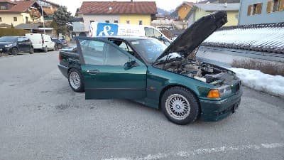 E36 — Türen offen